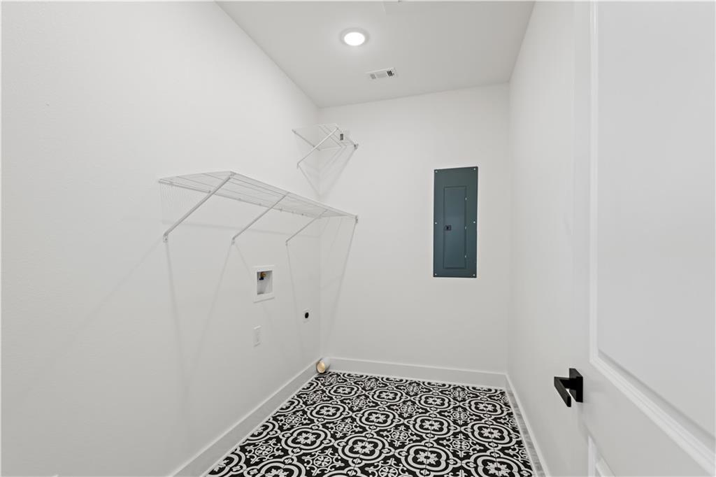 Folsom, Louisiana 70437, United States, 3 Bedrooms Bedrooms, ,2 BathroomsBathrooms,Residential,Pending,85071