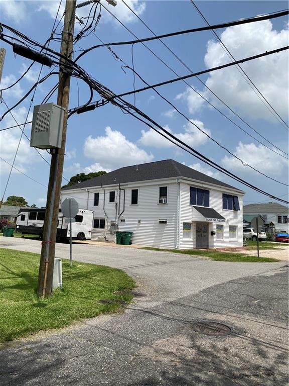 500-504 N TURNBULL Drive