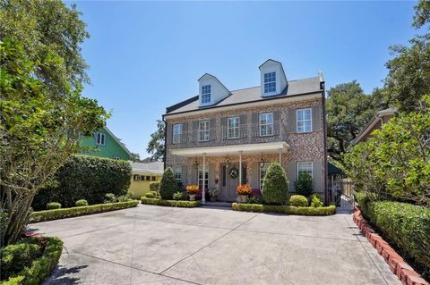 59 SPANISH FORT Boulevard New Orleans LA 70124