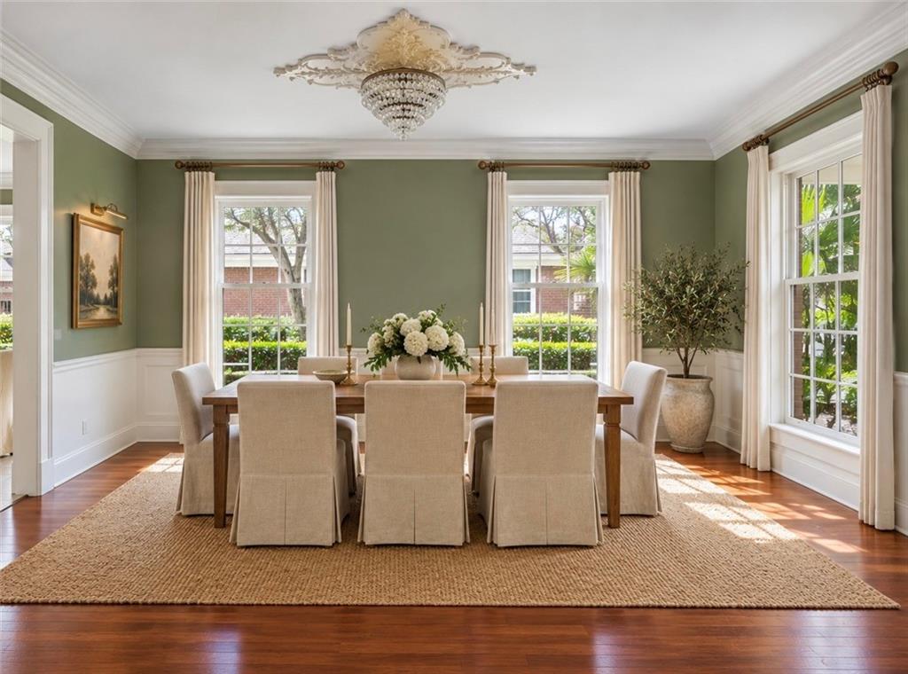 4 MUIRFIELD Place