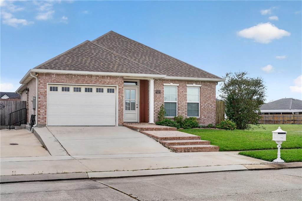 4516 LAMARQUE Drive