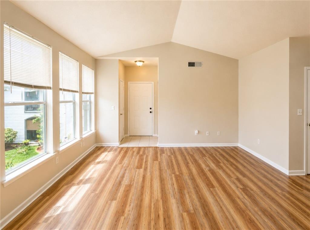 350 EMERALD FOREST Boulevard 16203