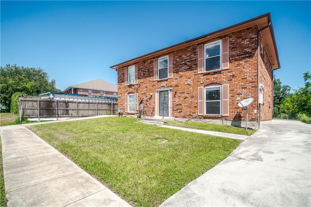 13501 03 N LEMANS Street