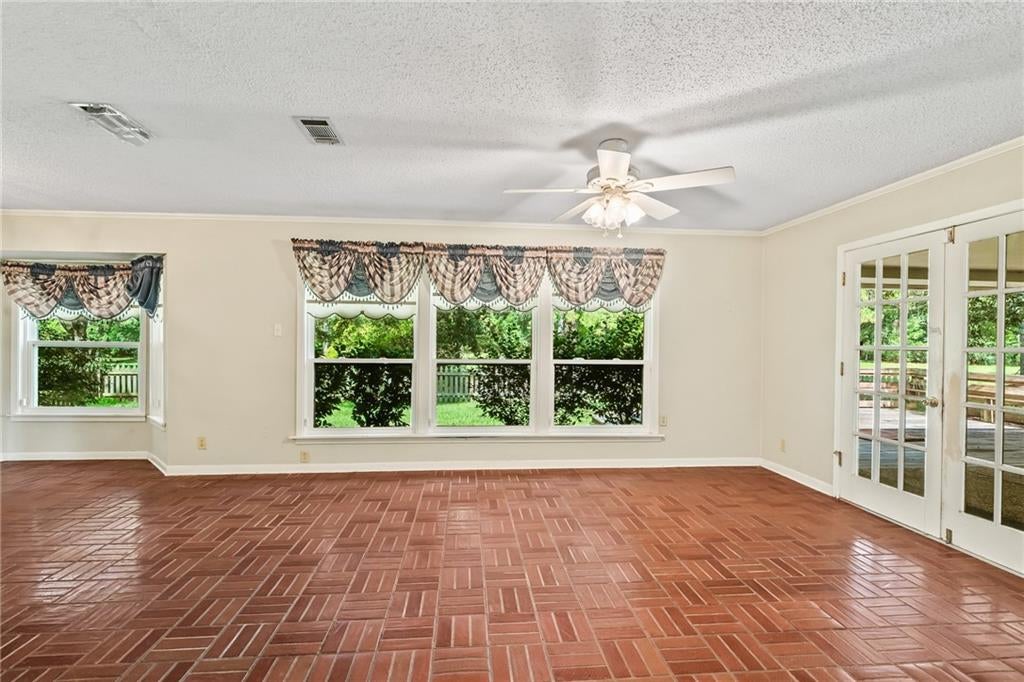 23153 RAY KEEN Road