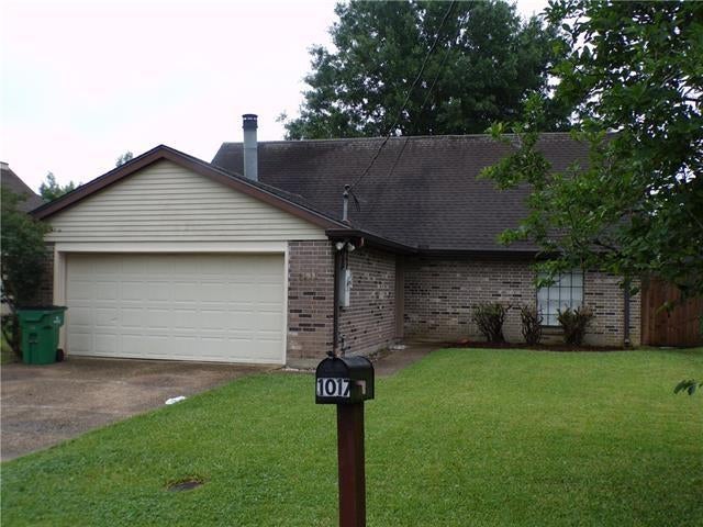 1017 DILTON Street