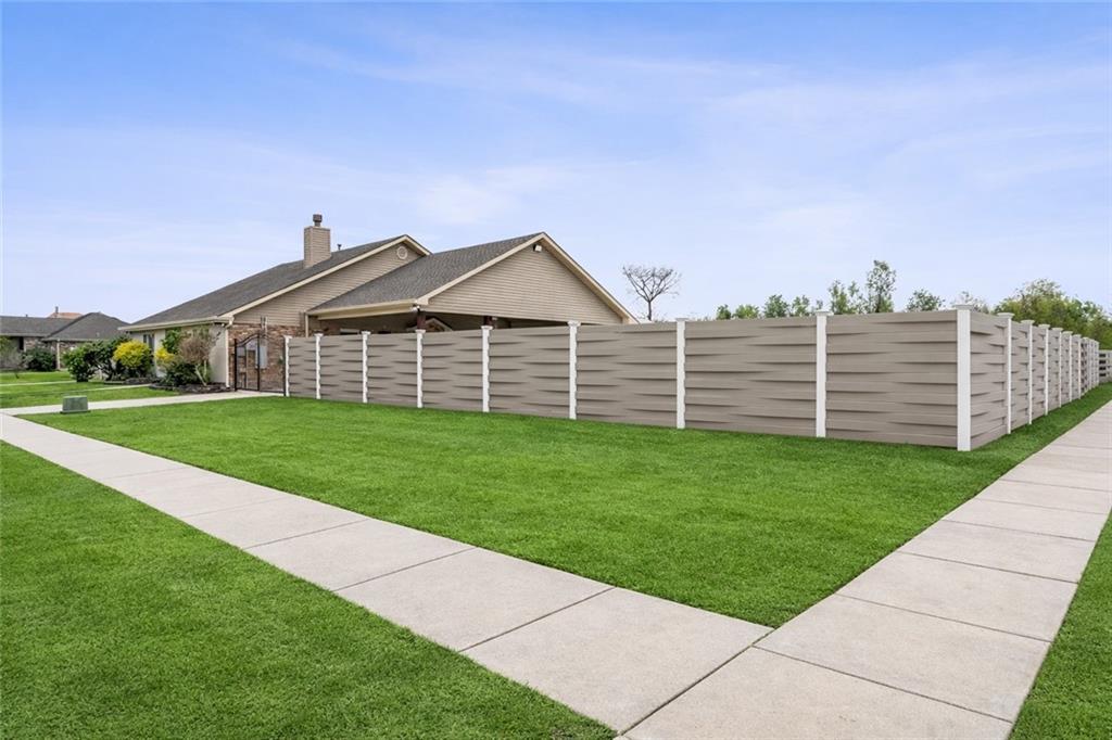 3405 SAINT MARIE Drive