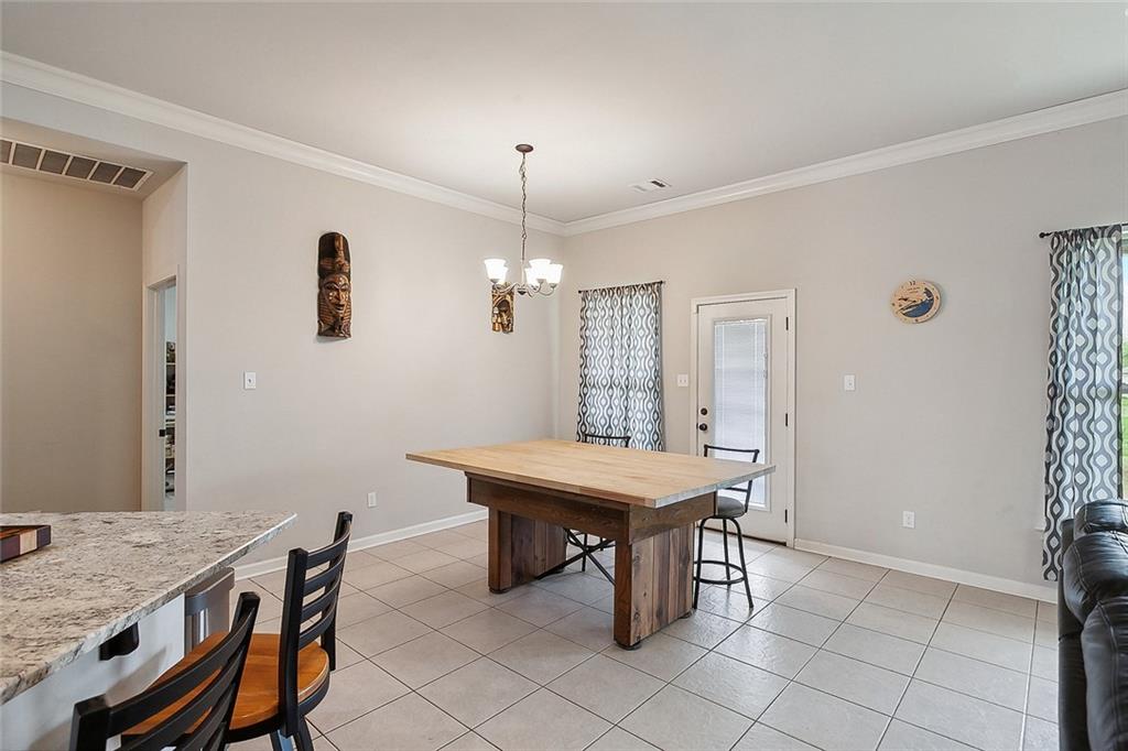 Marrero, Louisiana 70072, United States, 3 Bedrooms Bedrooms, ,2 BathroomsBathrooms,Residential,Pending,61373