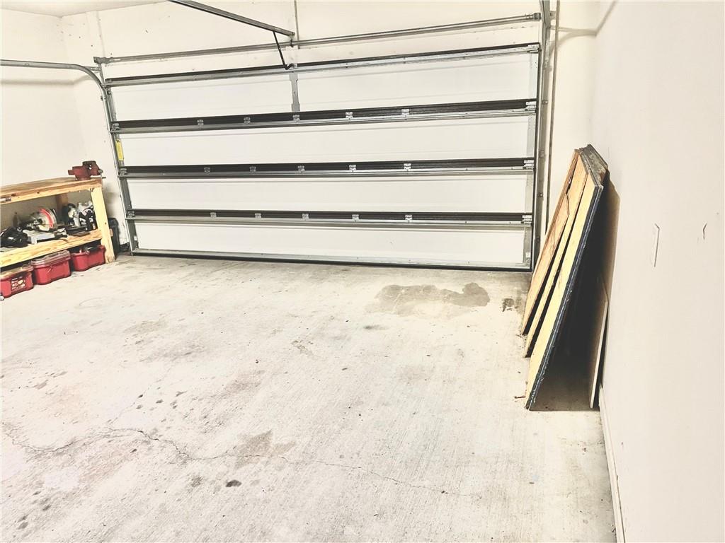 Marrero, Louisiana 70072, United States, 3 Bedrooms Bedrooms, ,2 BathroomsBathrooms,Residential,Pending,61373