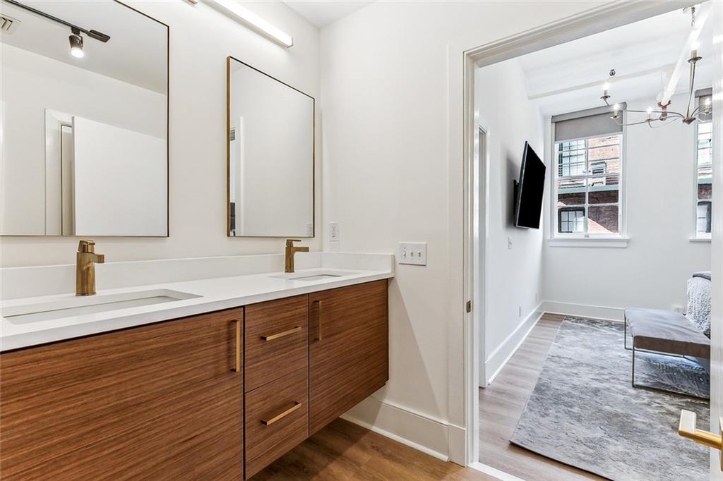 New Orleans, Louisiana 70130, United States, 1 Bedroom Bedrooms, ,1 BathroomBathrooms,Residential,Active,118442