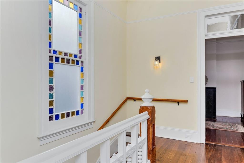 New Orleans, Louisiana 70115, United States, 5 Bedrooms Bedrooms, ,4 BathroomsBathrooms,Residential,Pending,57911