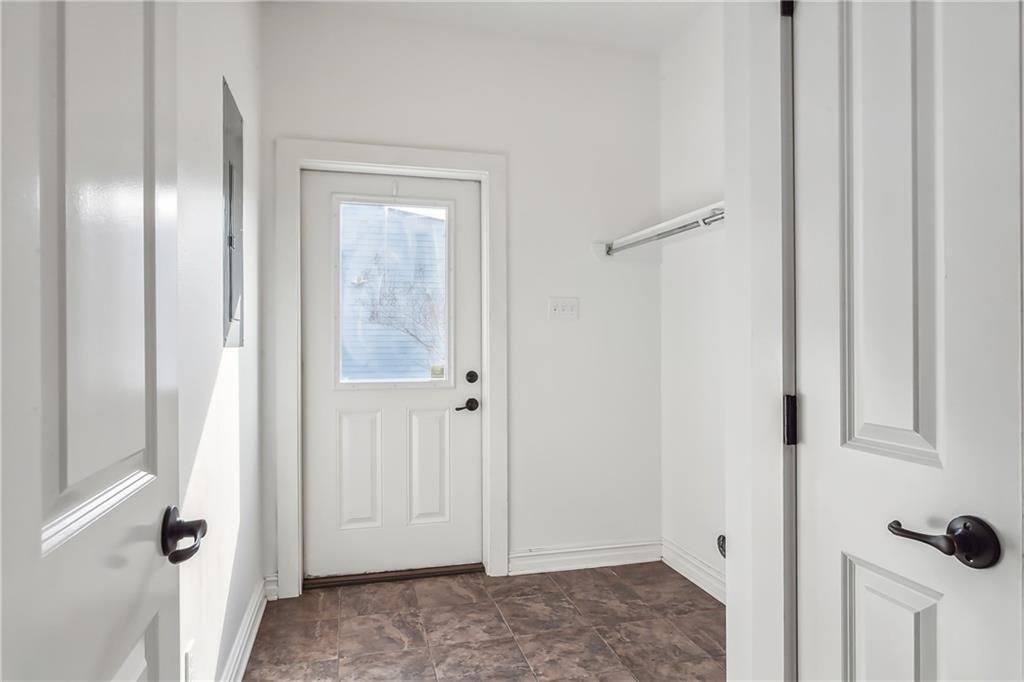 New Orleans, Louisiana 70122, United States, 3 Bedrooms Bedrooms, ,2 BathroomsBathrooms,Residential,Pending,62792