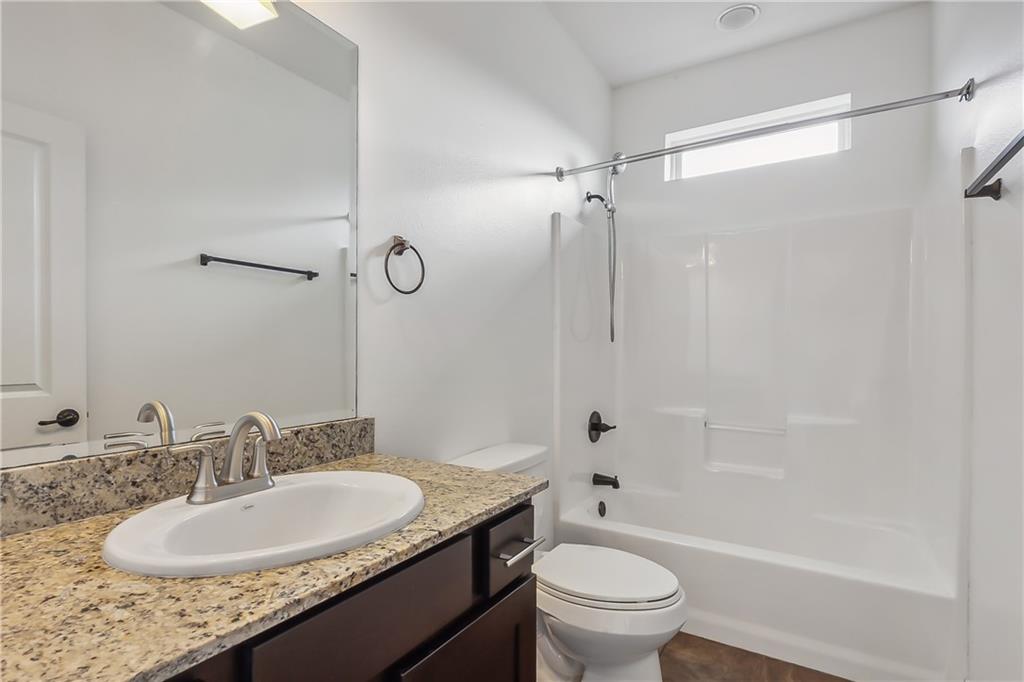 New Orleans, Louisiana 70122, United States, 3 Bedrooms Bedrooms, ,2 BathroomsBathrooms,Residential,Pending,62792