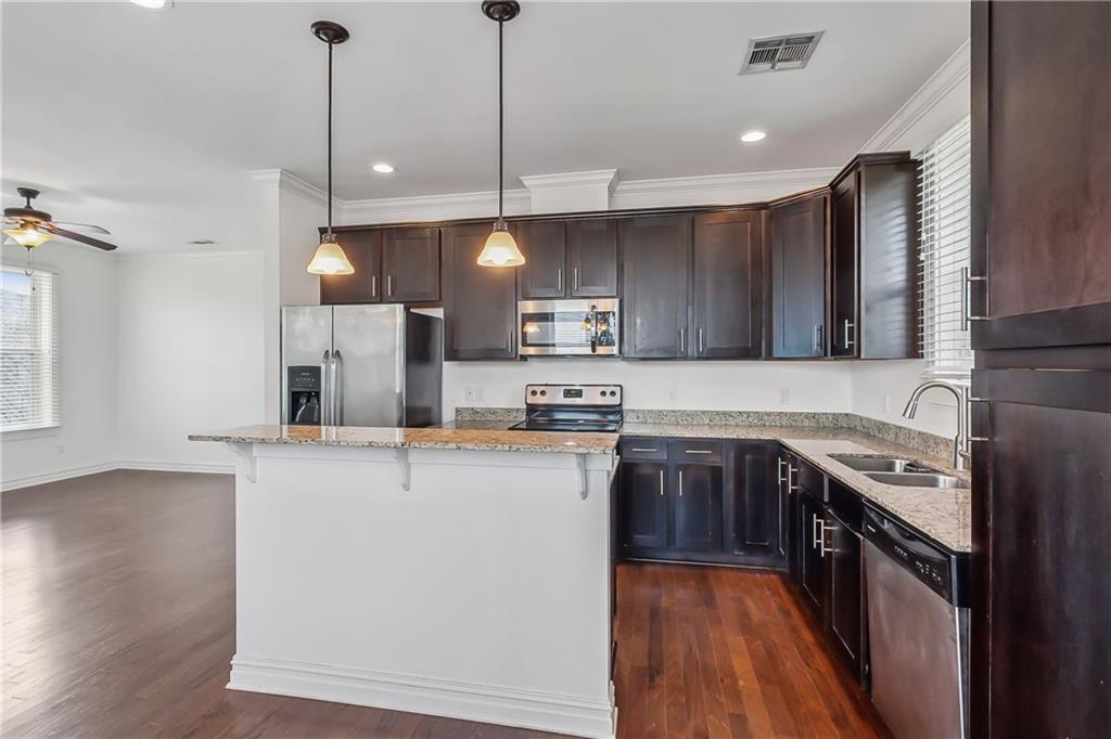 New Orleans, Louisiana 70122, United States, 3 Bedrooms Bedrooms, ,2 BathroomsBathrooms,Residential,Pending,62792