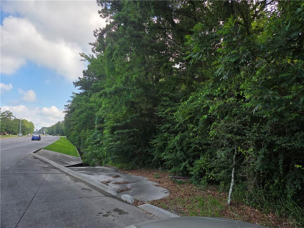 W CAUSEWAY APPROACH