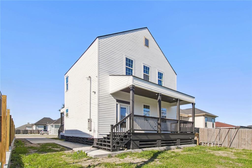 424 COUGAR Drive