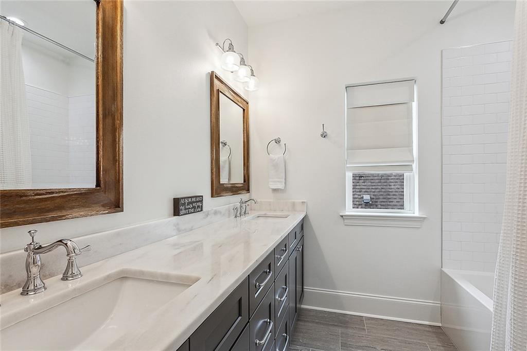 Belle Chasse, Louisiana 70037, United States, 5 Bedrooms Bedrooms, ,5 BathroomsBathrooms,Residential,Active,64065