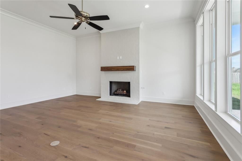 595 NIGHT HERON Lane