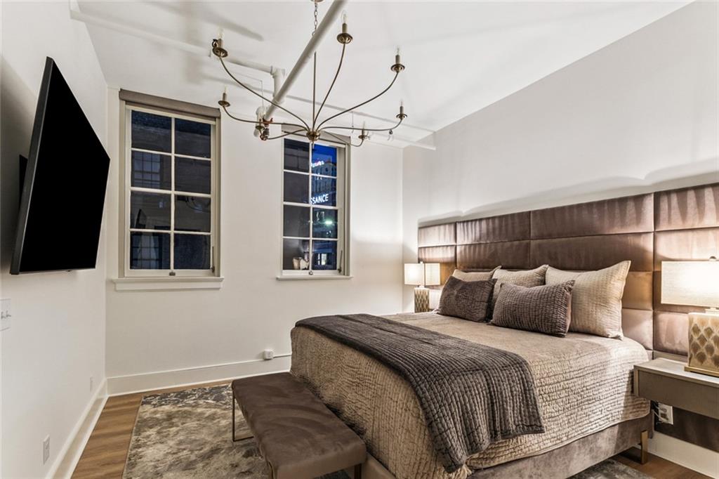 New Orleans, Louisiana 70130, United States, 1 Bedroom Bedrooms, ,1 BathroomBathrooms,Residential,Active,221908