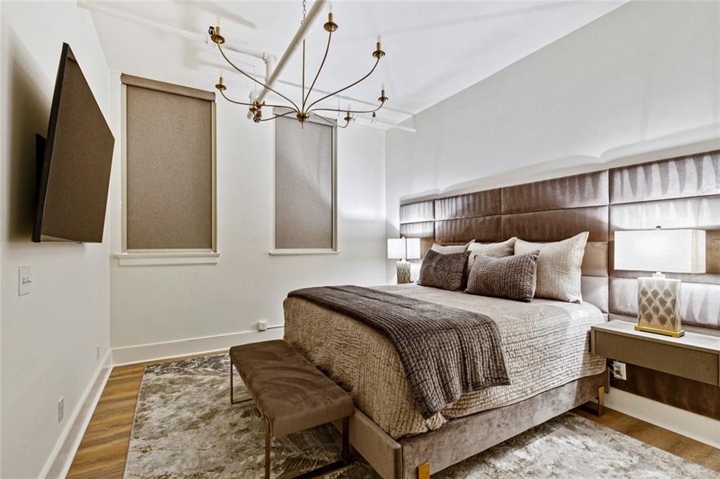 New Orleans, Louisiana 70130, United States, 1 Bedroom Bedrooms, ,1 BathroomBathrooms,Residential,Active,221908