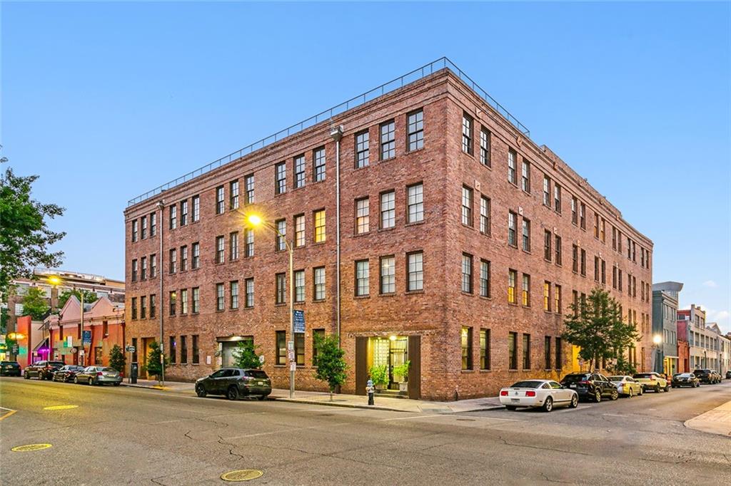 New Orleans, Louisiana 70130, United States, 1 Bedroom Bedrooms, ,1 BathroomBathrooms,Residential,Active,221908