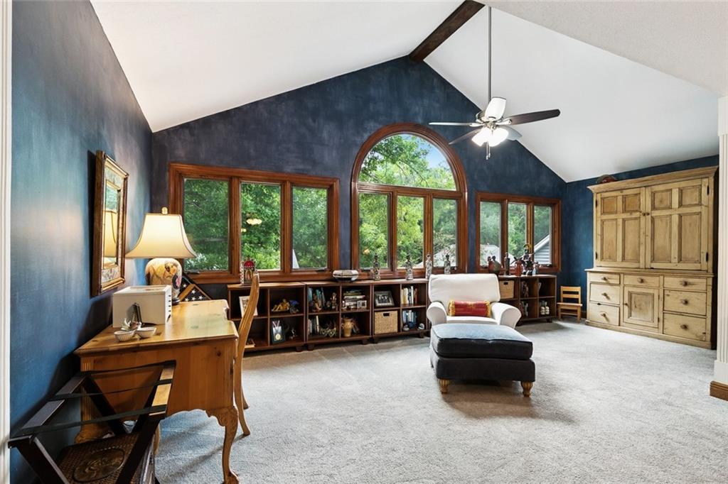 419A STARLING Drive