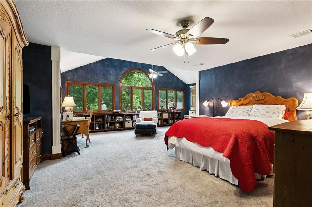 419A STARLING Drive