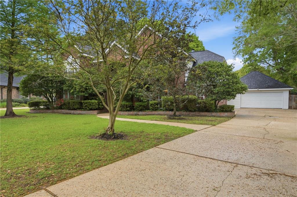 7017 EDGEWATER Drive