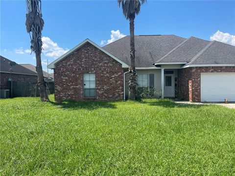 245 MELISSA Drive Port Allen LA 70767