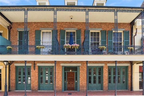 515 SAINT LOUIS ST APT 6, NEW ORLEANS, LA 70130 - Image 1e1dd0a0e8ea2f0cbbaf67bf0658de1d/2848966604
