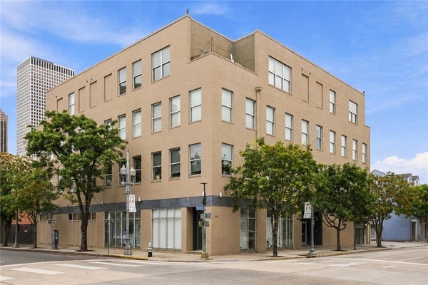 835 JULIA ST APT 18, NEW ORLEANS, LA 70113 - Image 1e32fa6155f74fcd7a0269b47ea80255/1199676185