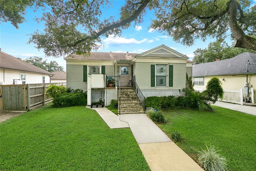 1620 KING Drive