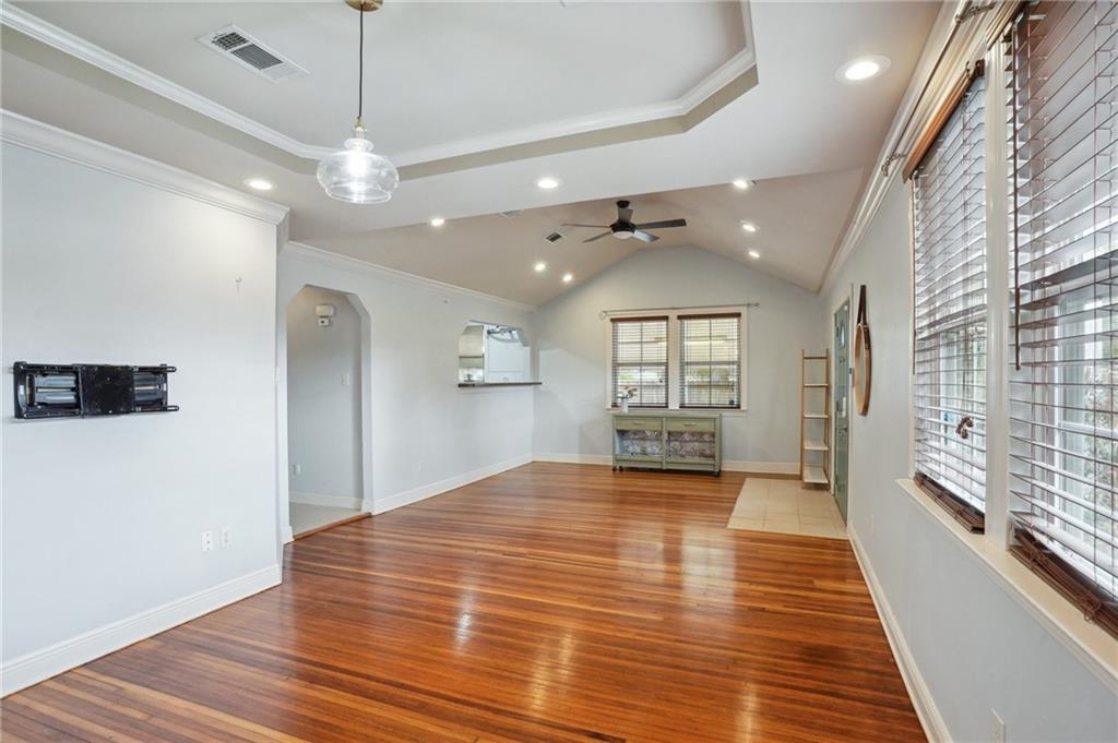 1016 TULLULAH Avenue