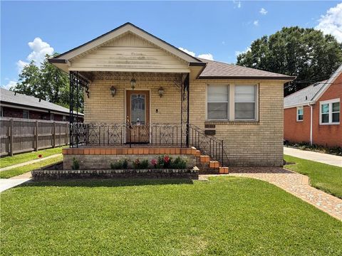Photo of 3212 BORE Street, Metairie, LA 70001 (MLS # 2554527)