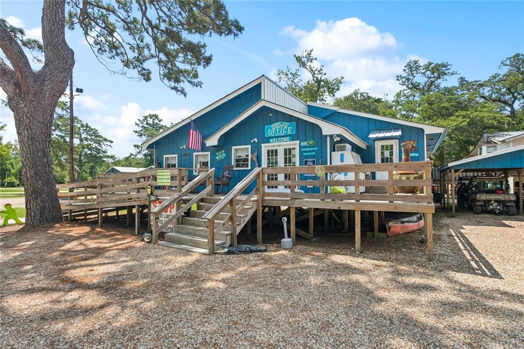 21544 HIGHWAY 190 E Highway