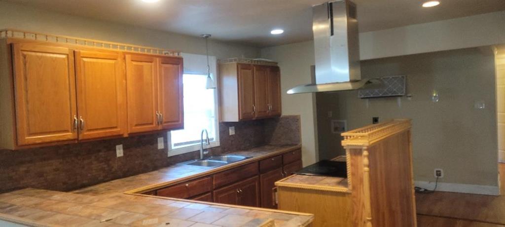 1023 S STARRETT Road