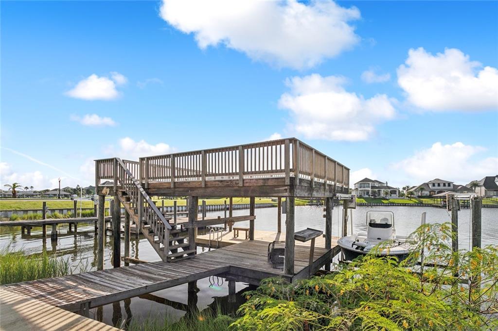 1079 S MARINA VILLA