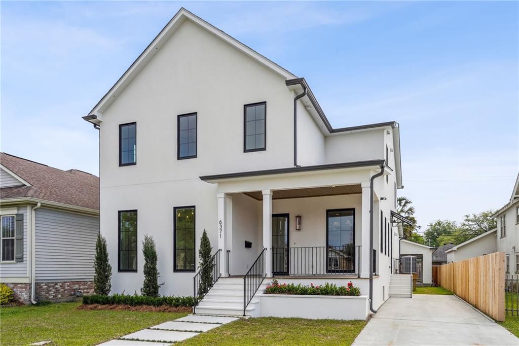 6371 LOUIS XIV Street