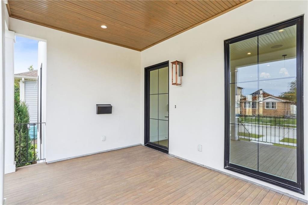 6371 LOUIS XIV Street