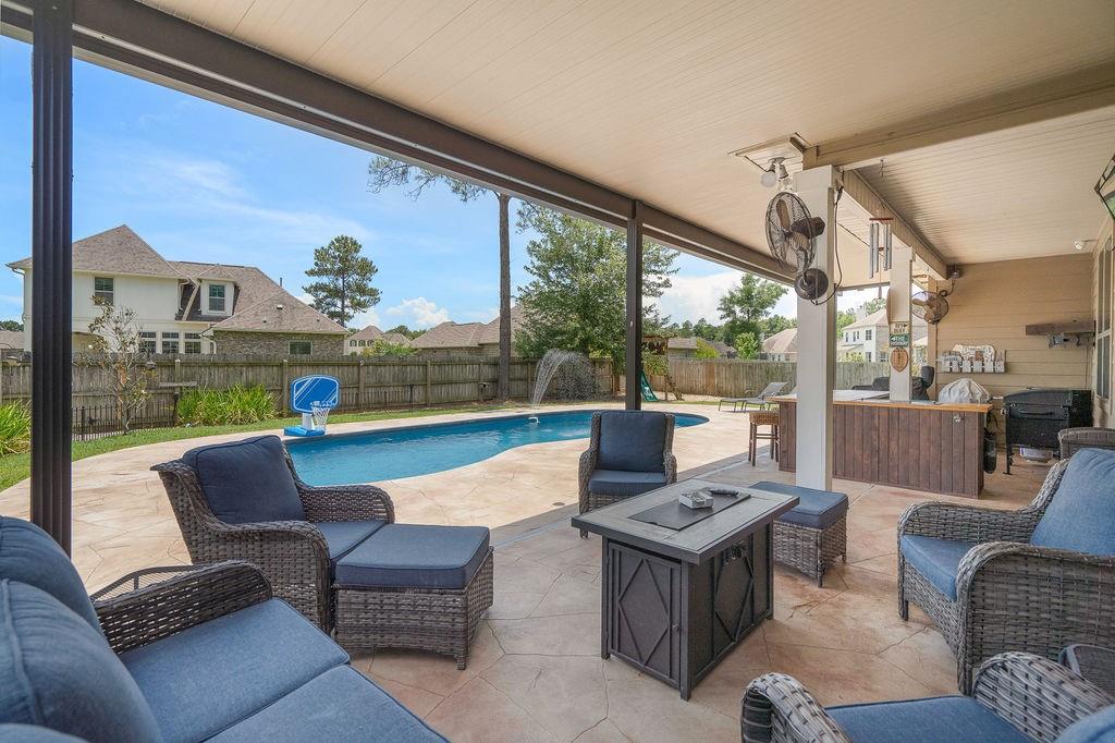 645 PINE GROVE Loop