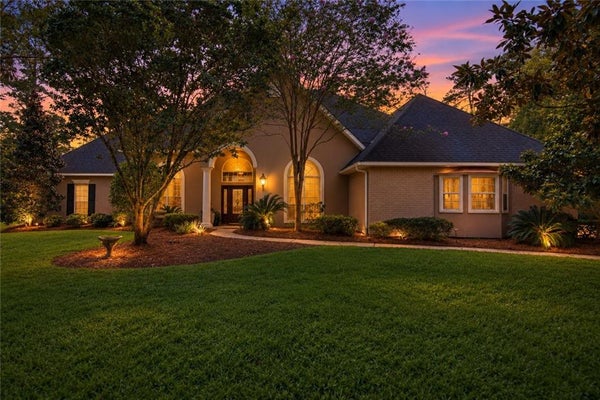 261 LAKE VISTA DR, MANDEVILLE, LA 70471 - Image 1f6c71bcea73f9bcb241829eb8d0f4fb/2766083624