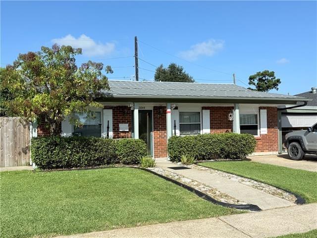 Photo 1 of 14 — 2844 GLEENBROOK Drive, Gretna, LA 70053