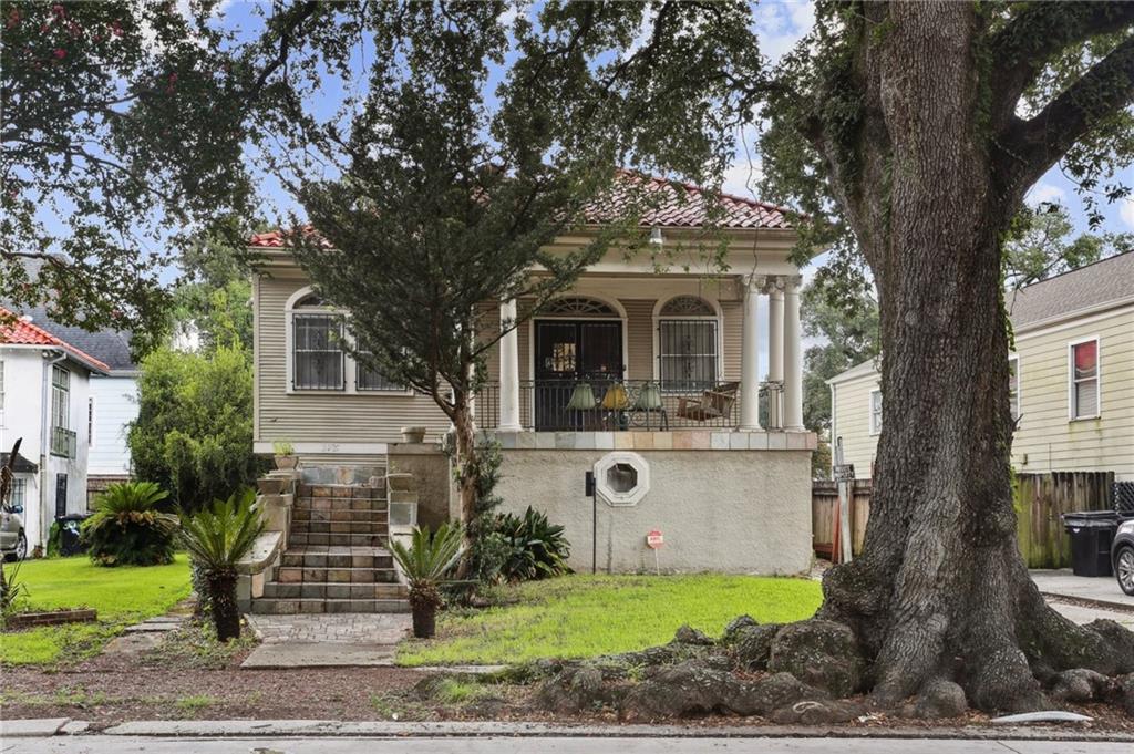 3915 LOUISIANA AVENUE Parkway