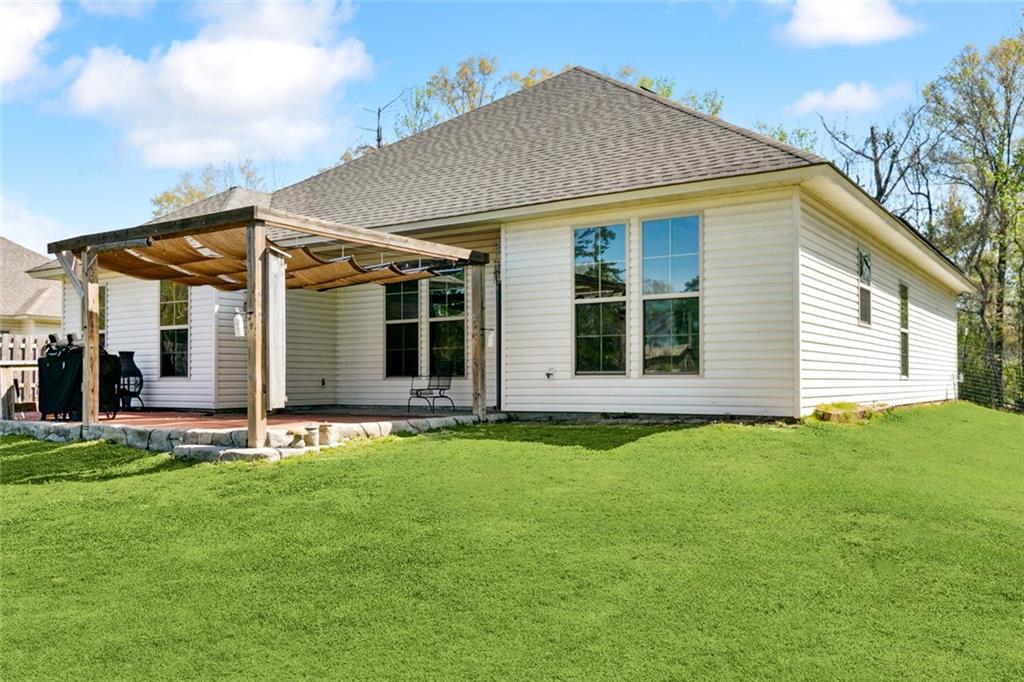 31527 MEADOW LARK Lane