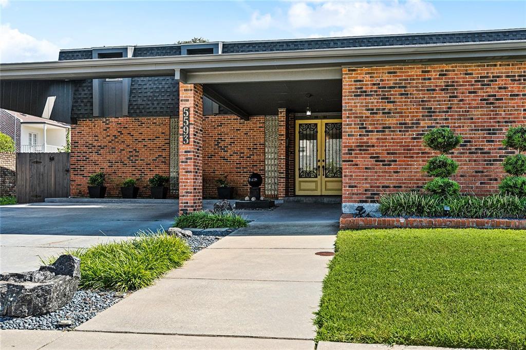 5593 JACQUELYN Court