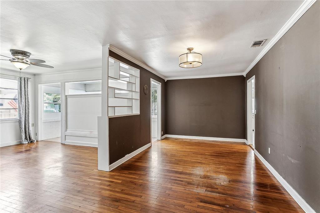 605 JEFFERSON PARK Avenue