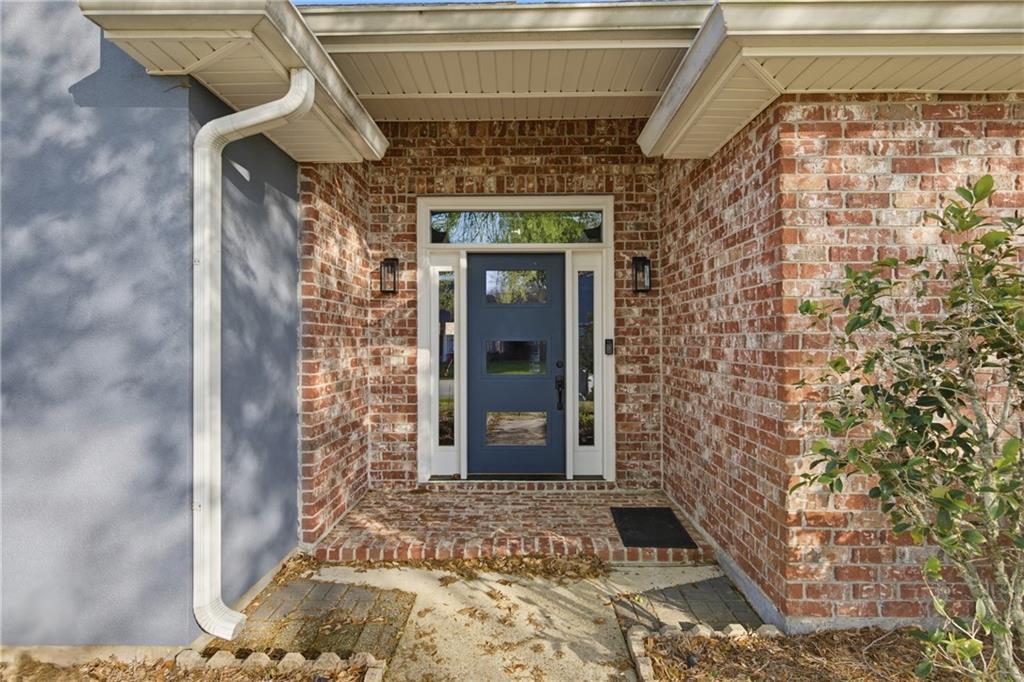 615 WILLOWRIDGE Drive