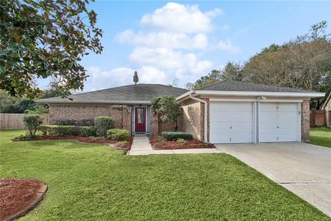 700 S LAKE CADDO Court Slidell LA 70461