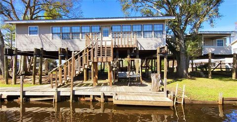 19123 OWL BAYOU Road Akers LA 70421