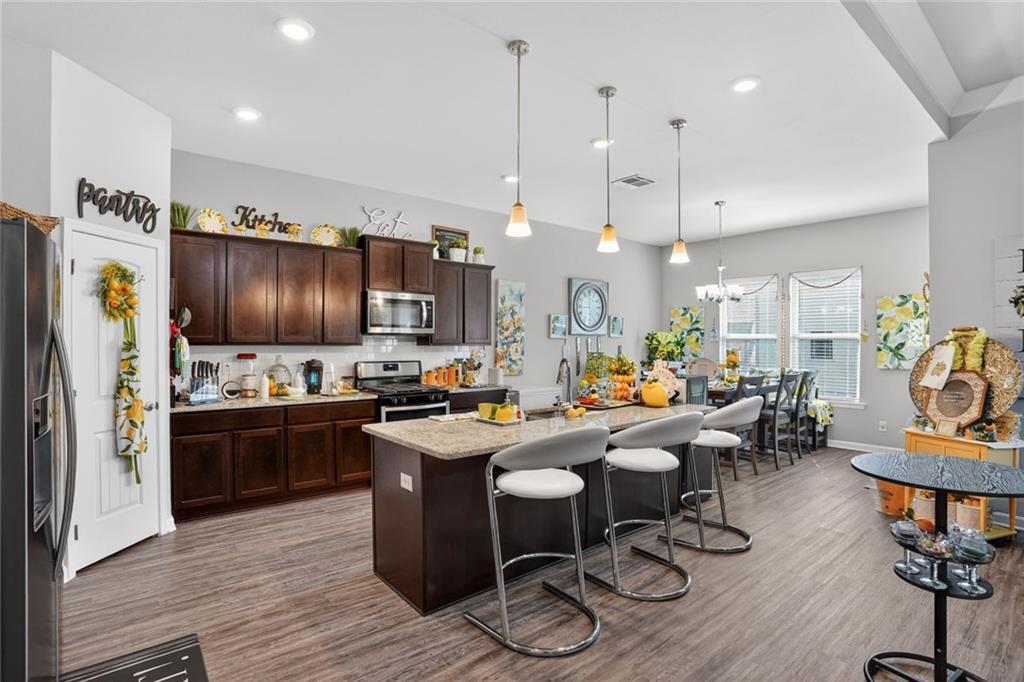 5408 IRIS HOLLOW Road