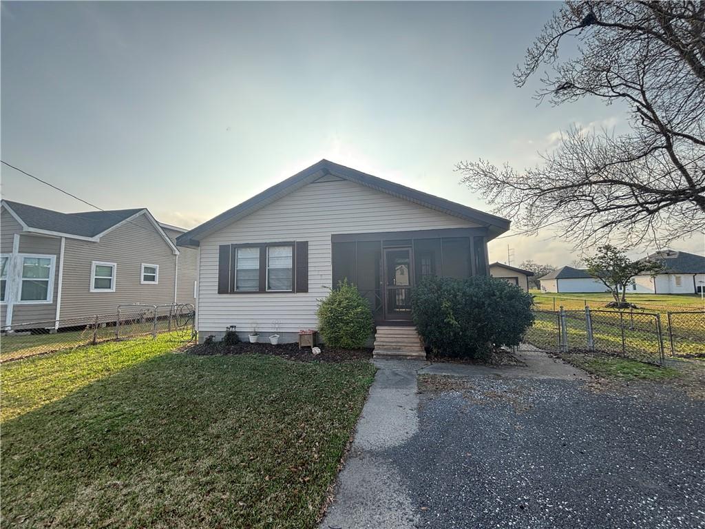Photo 1 of 8 — 149 N CHURCH Street, Garyville, LA 70051